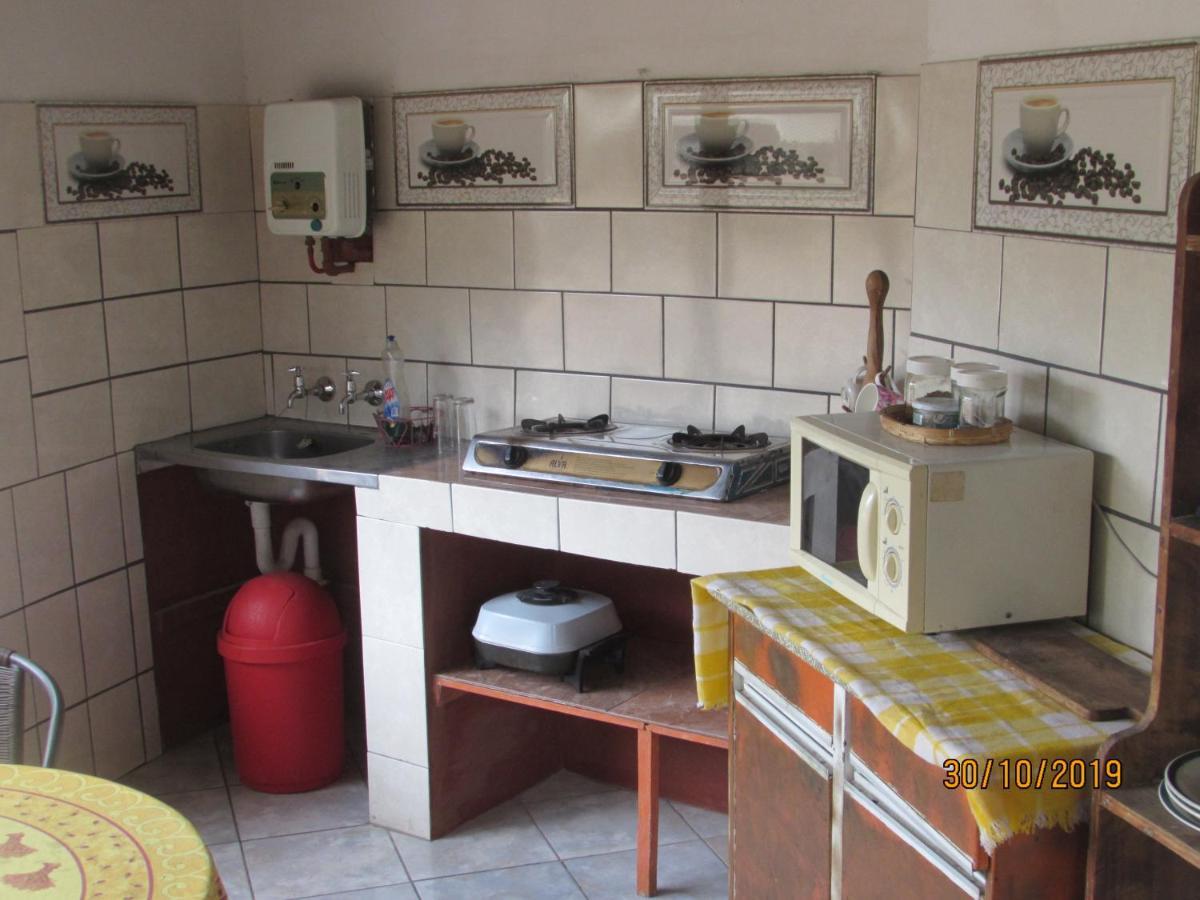 Amanzimlotzi Riverside Bush Camp Hoedspruit Buitenkant foto