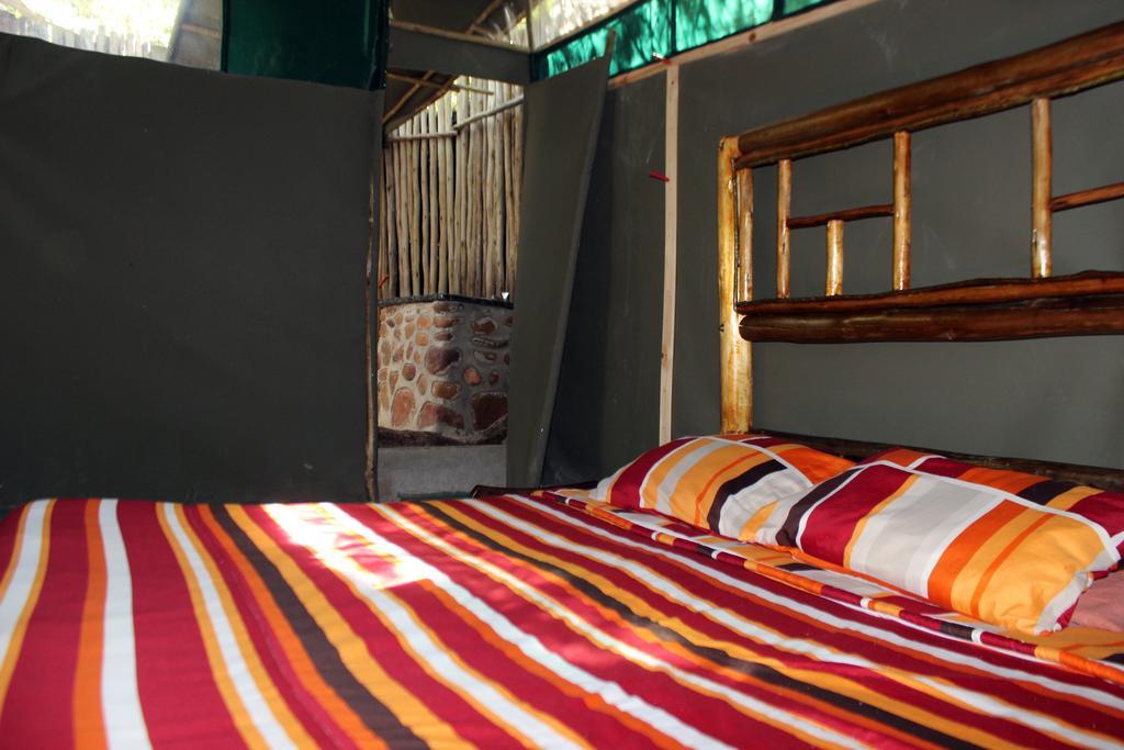 Amanzimlotzi Riverside Bush Camp Hoedspruit Buitenkant foto