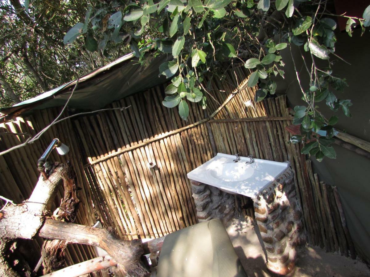 Amanzimlotzi Riverside Bush Camp Hoedspruit Buitenkant foto