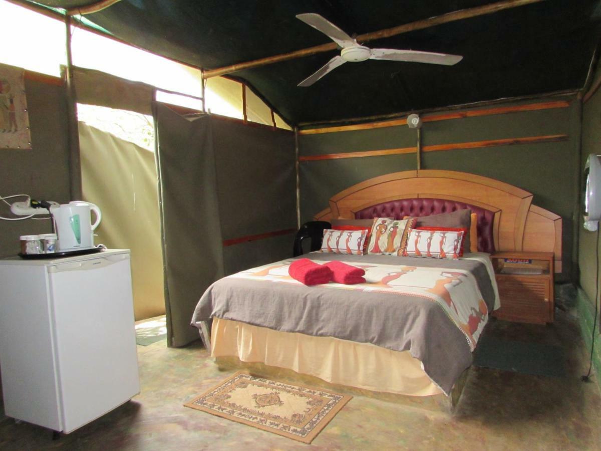 Amanzimlotzi Riverside Bush Camp Hoedspruit Buitenkant foto
